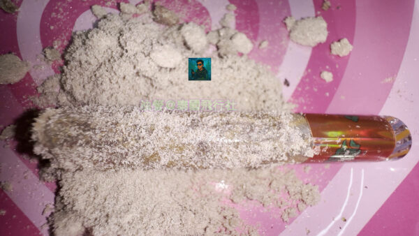 錐形WEED花朵和HASH手捲+外裹松香和HASH